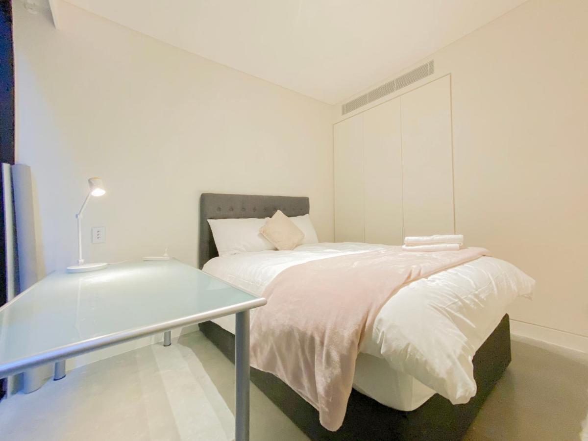 Pyrmont Town House Homestay Сидни Екстериор снимка
